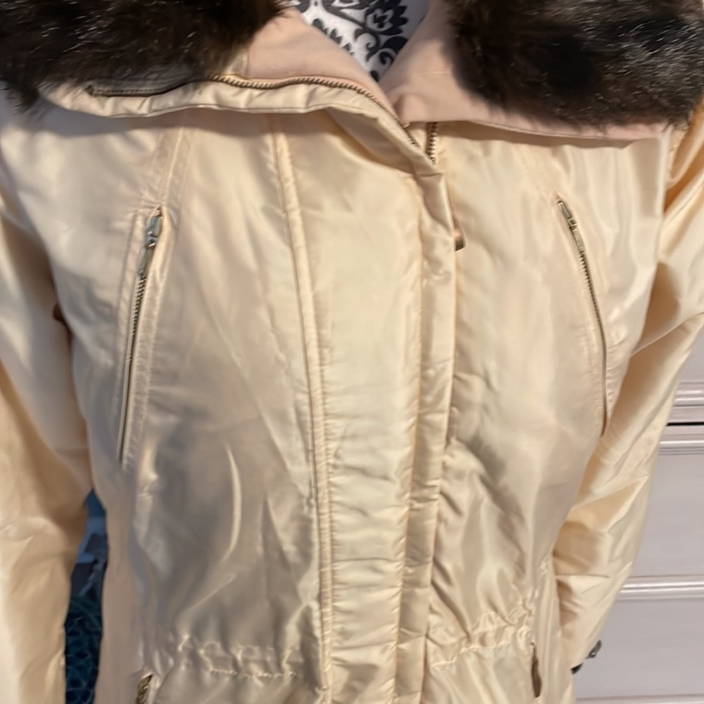 Womens Obermeyer resort size 4 faux fur trim crème ski jacket - Picture 3 of 12